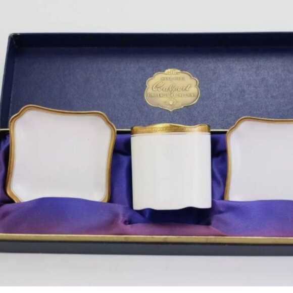 Coalport Elite Gold Bone China Set Made in England Cigarette Holder Two Ashtrays - Picture 2 of 14